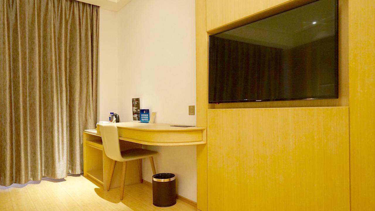 Ji Hotel Zhuji Xishi'S Hometown Exterior photo